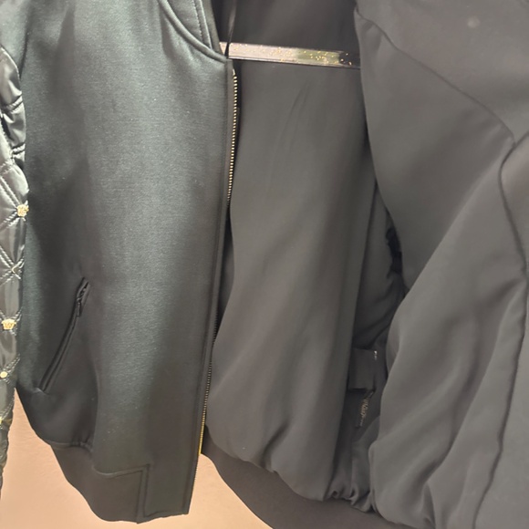 (Just purchased!) NWT Versace Women’s Medusa Studded Black Bomber Jacket - Picture 7 of 8
